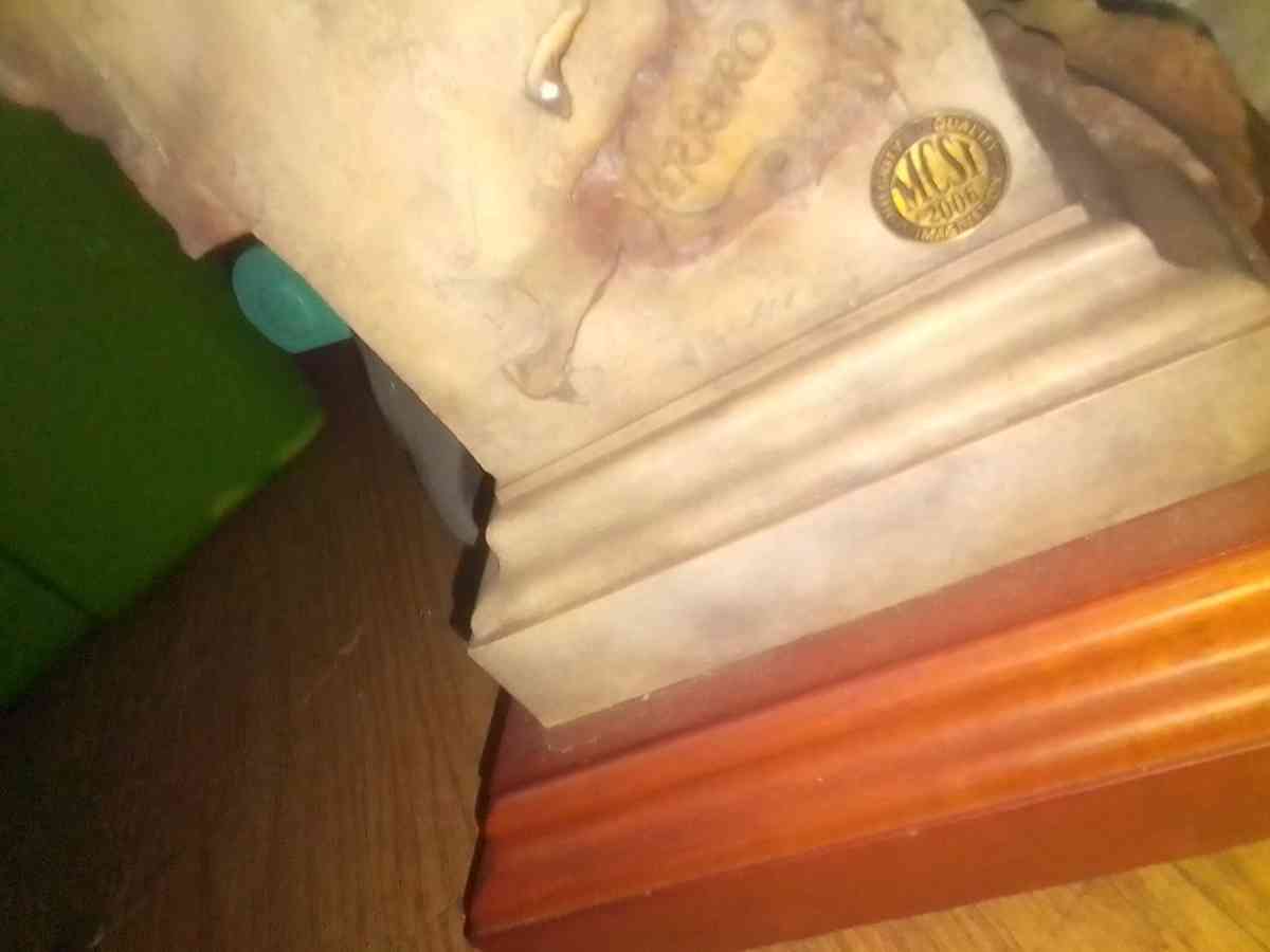 Indian statue - Lake Placid, Florida - FleaMarketBay