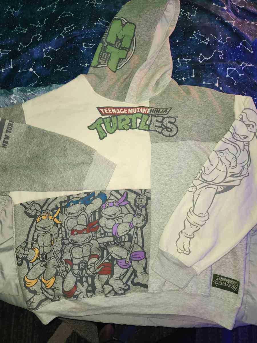 2XL TEENAGE MUTANT NINJA TURTLES PULLOVER HOODIE - Sutton, West Virginia