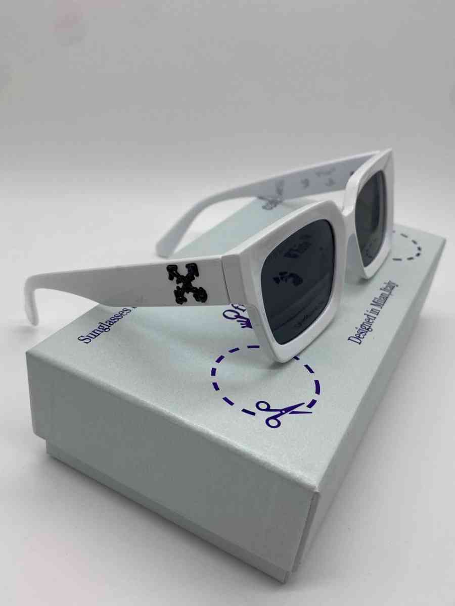 Off White Sunglasses - Corpus Christi, Texas - FleaMarketBay