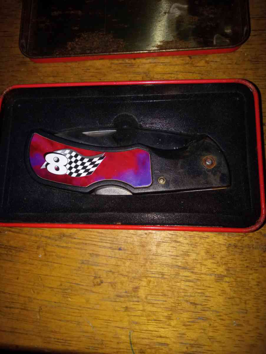 Dale Jr Knife - San Antonio, Texas - FleaMarketBay