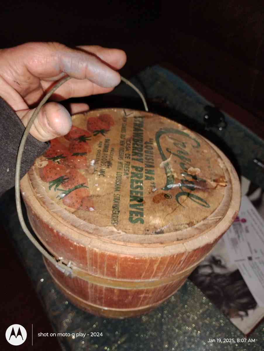 crystals strawberry preserves made in Louisiana - Amite, Louisiana - FleaMarketBay