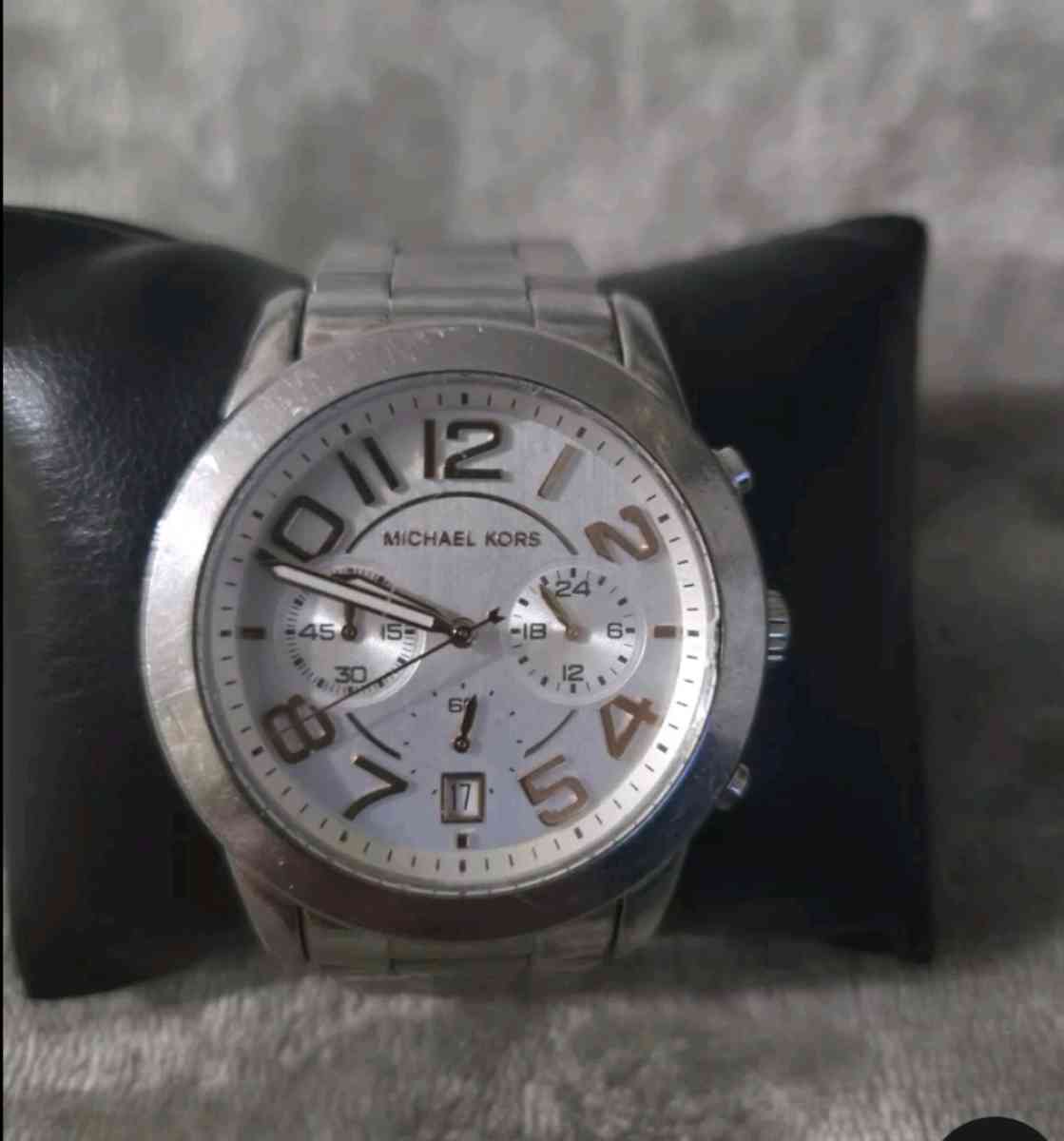 Michael Kors Stainless Steel Authentic Model C937182 - Hialeah, Florida