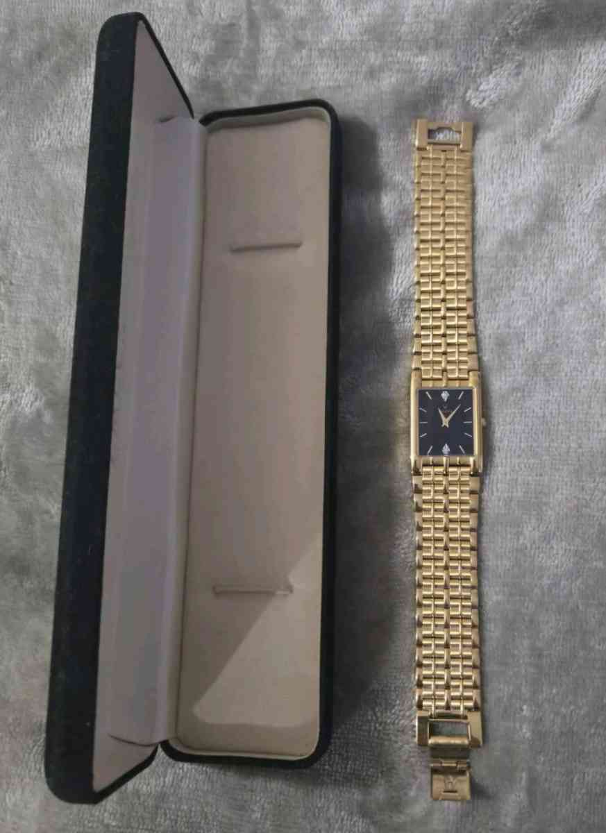 Bulova Gold Introducing Modern Quadra - Hialeah, Florida - FleaMarketBay