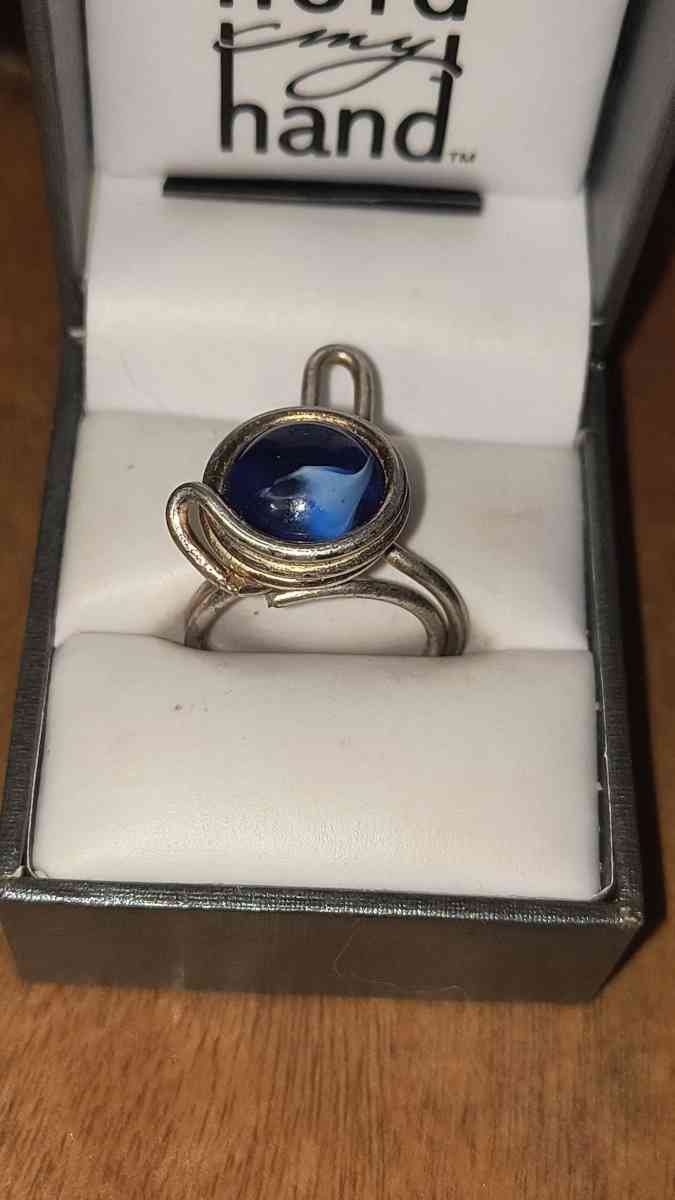 Sterling Silver Twist Ring - Greenville, Illinois - FleaMarketBay