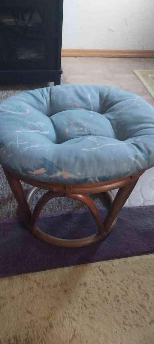 wicker rocking chair with stool