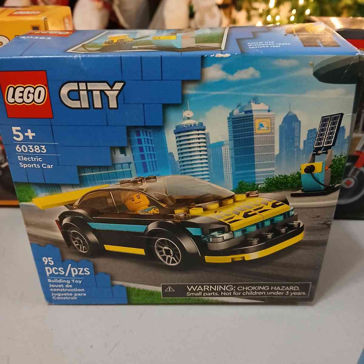 lot of 5 lego city building toys - Indianapolis, Indiana - FleaMarketBay