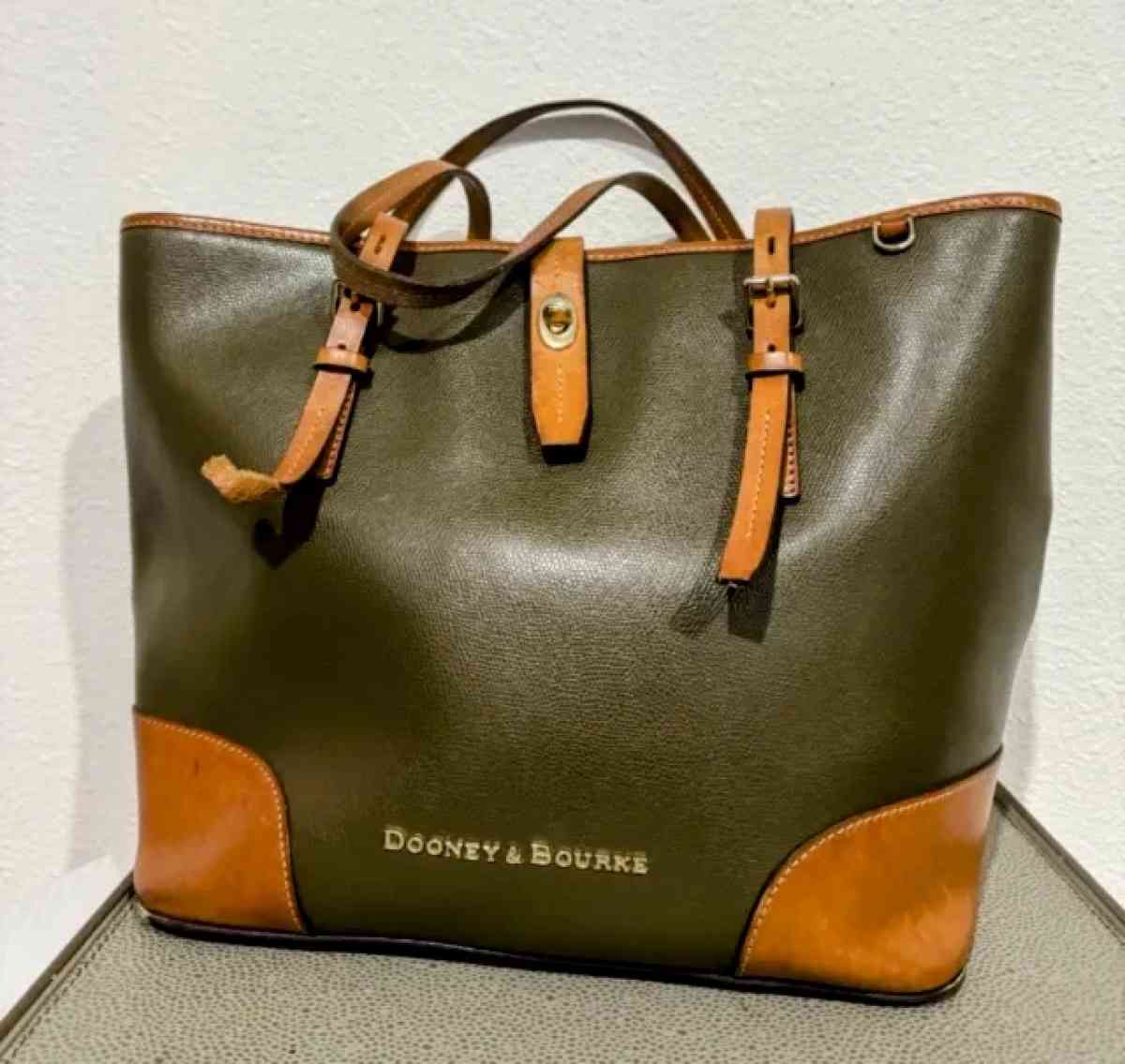 All leather Dooney BOURKE TOTE - Accord, New York - FleaMarketBay