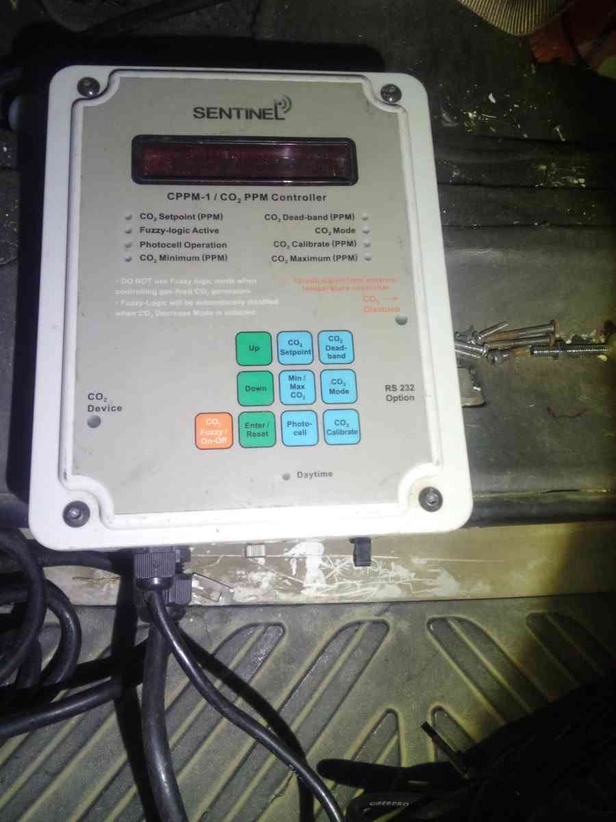 c02 injection controller with regulator - San Diego, California - FleaMarketBay