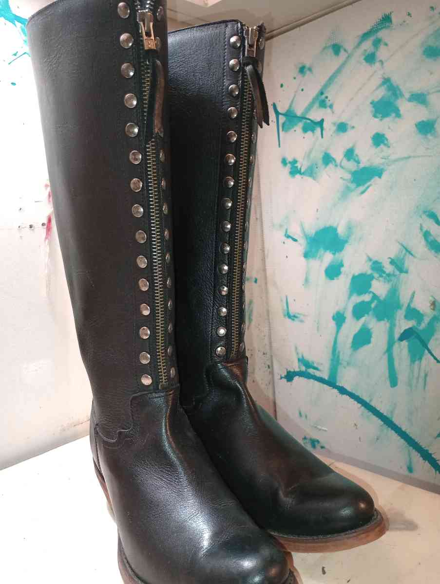 Reba collection Justin boots - Morriston, Florida - FleaMarketBay