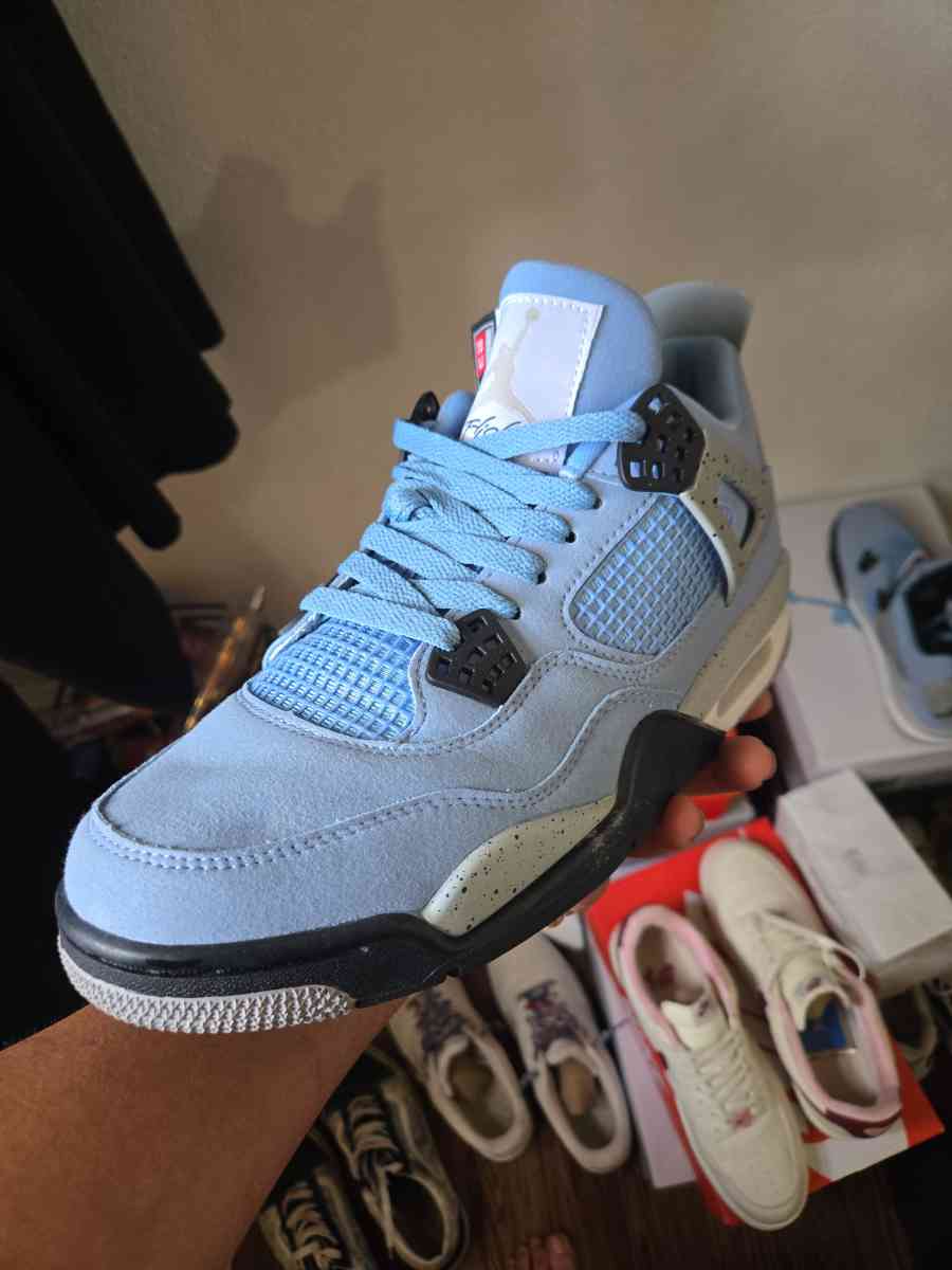 jordan 4 university blues - Sanford, Florida - FleaMarketBay