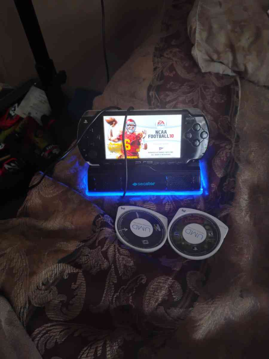 SONY 2000 PSP W Games And case - Gaston, South Carolina - FleaMarketBay