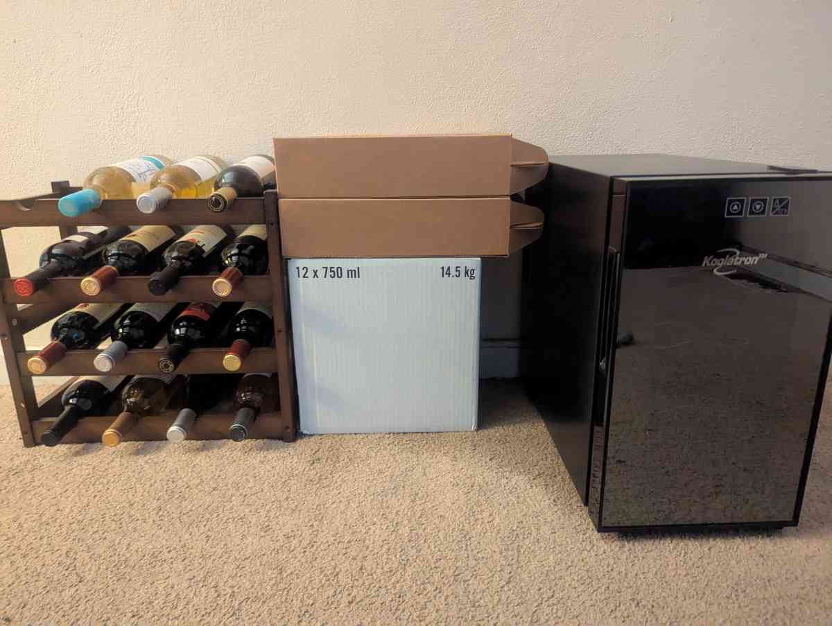 Wine Refrigerator Wine Rack and Wine - Chattanooga, Tennessee - FleaMarketBay