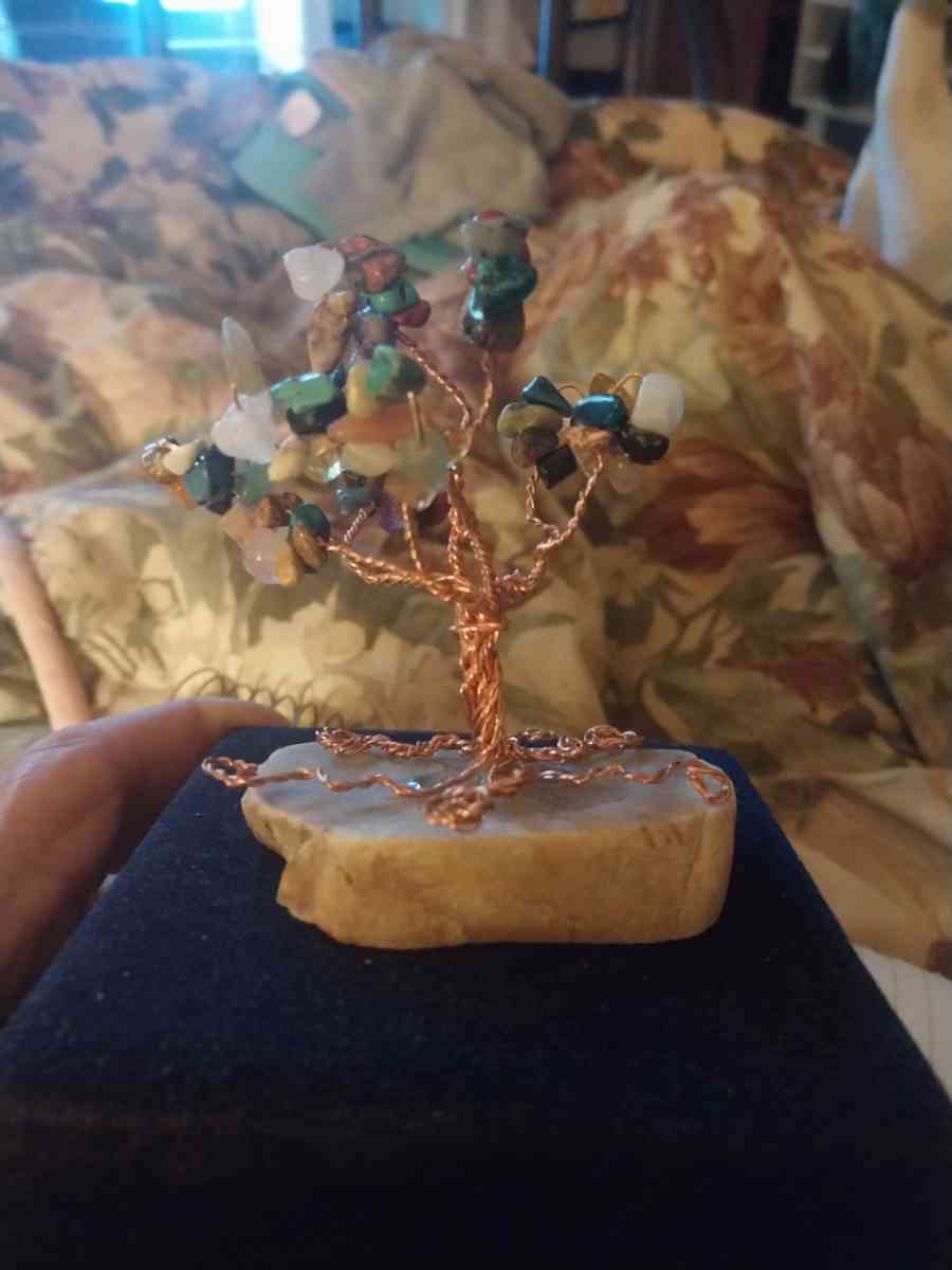 Tree of Life on a slab of quartz - Melvin, Illinois - FleaMarketBay