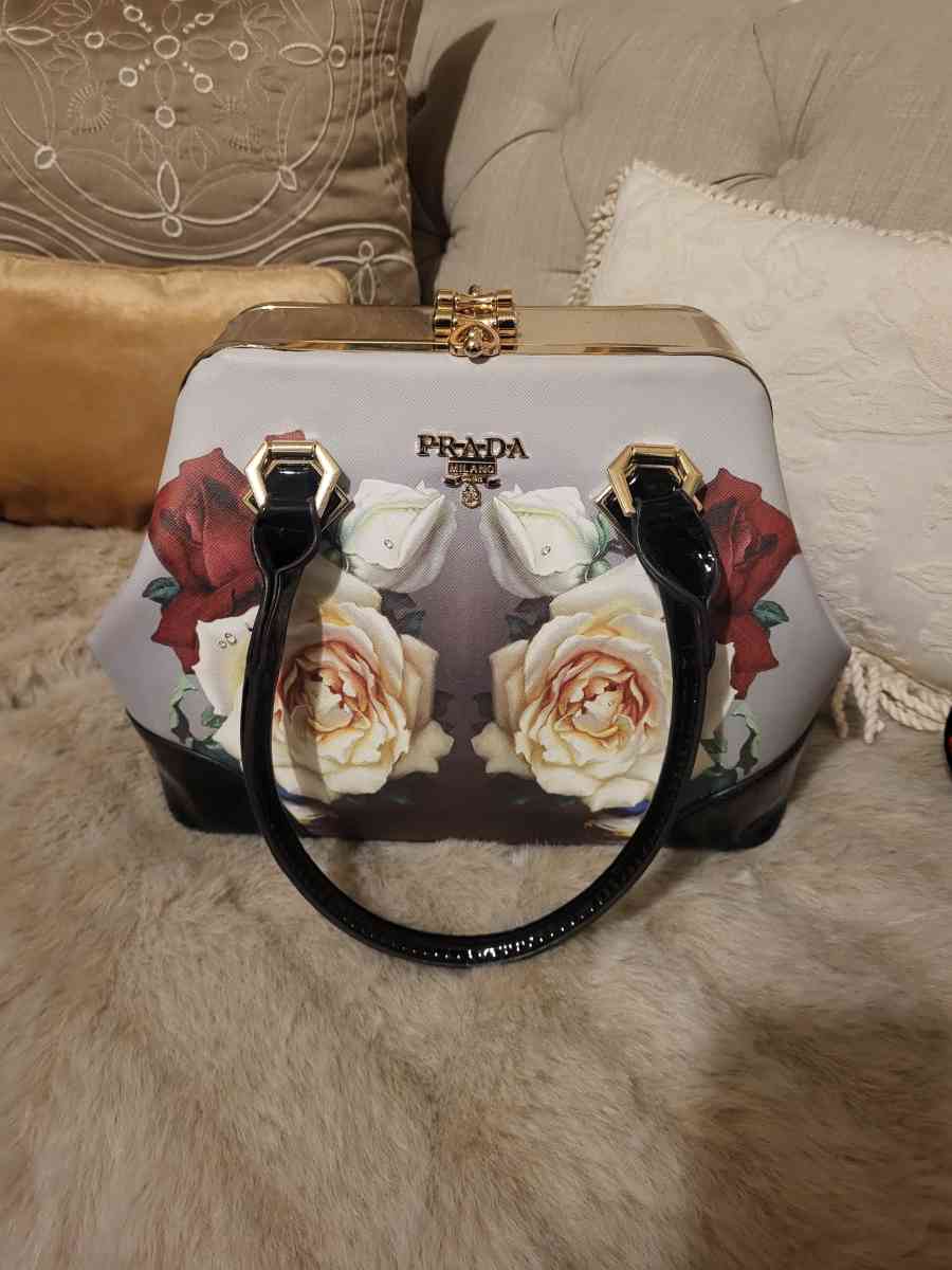 Prada Imitation Bag - Houston, Texas