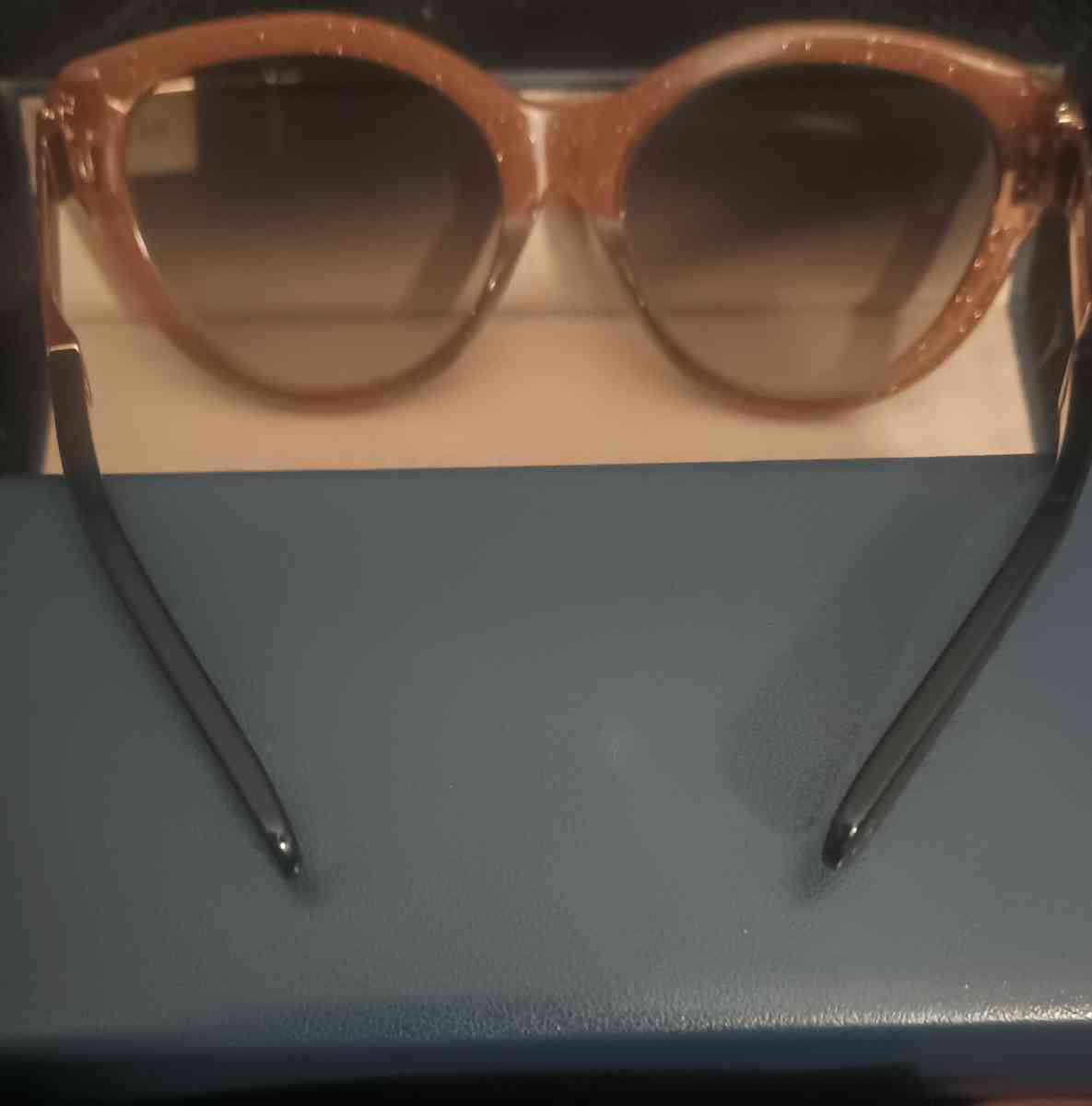 Louis Vuitton Petit Soupon Cat Eye Sunglasses - Los Angeles, California - FleaMarketBay