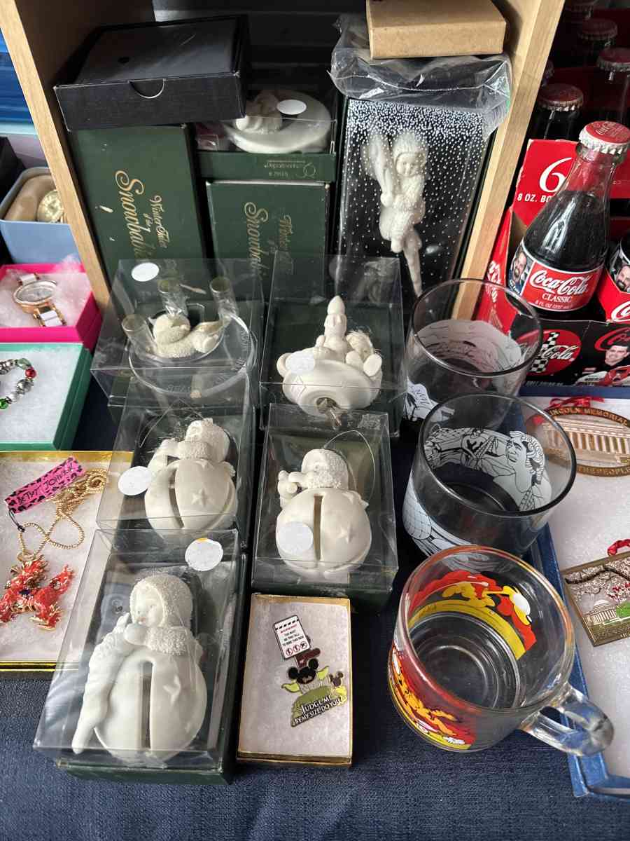 see anything you like - Mays Landing, New Jersey - FleaMarketBay