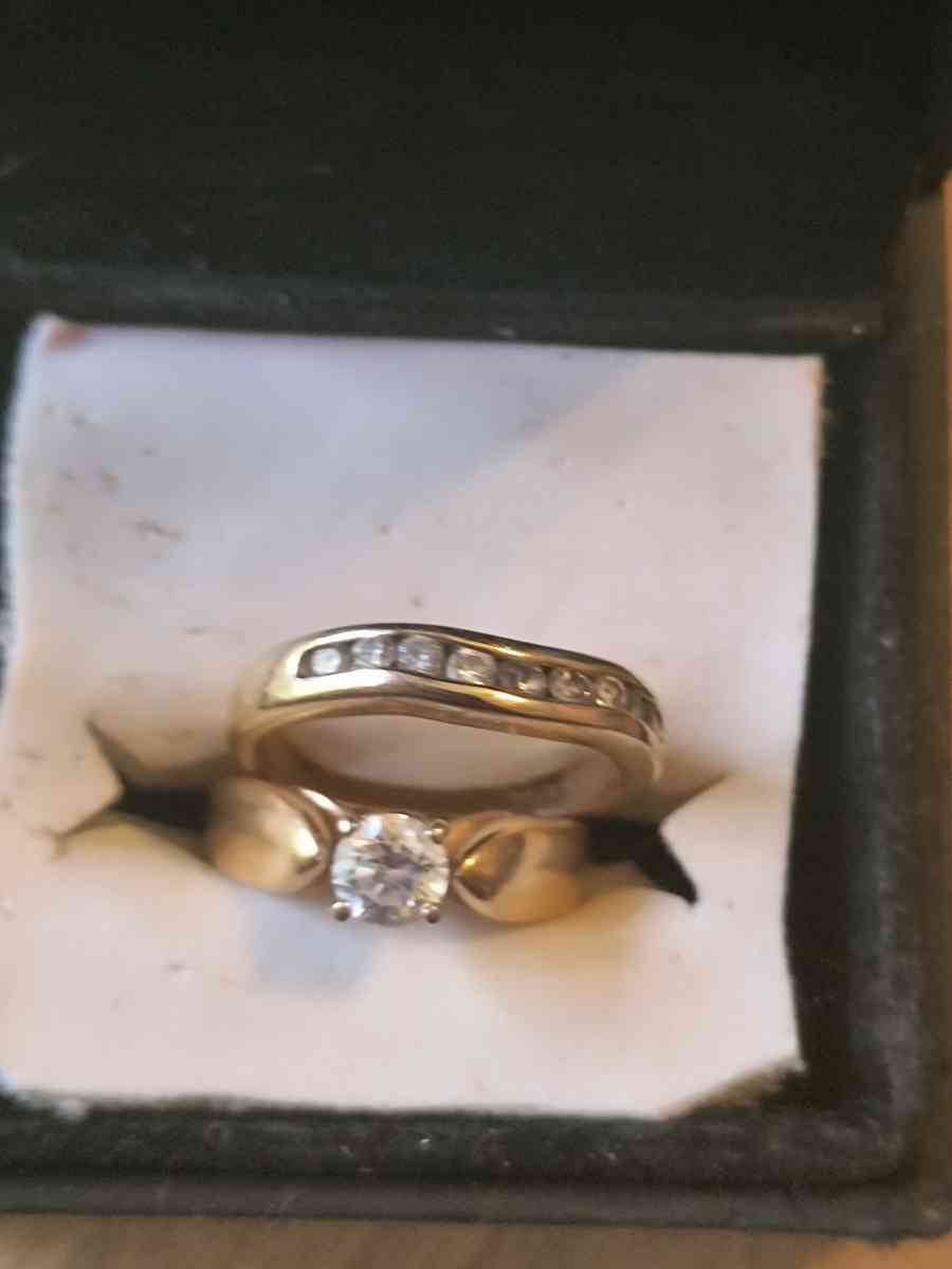 wedding ring - Greenville, Illinois - FleaMarketBay
