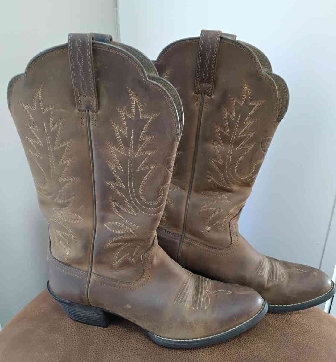 ARIAT WOMENS WESTERN BOOTS SIZE 65 COWGIRL BROWN LEATHER - Pauline, South Carolina - FleaMarketBay