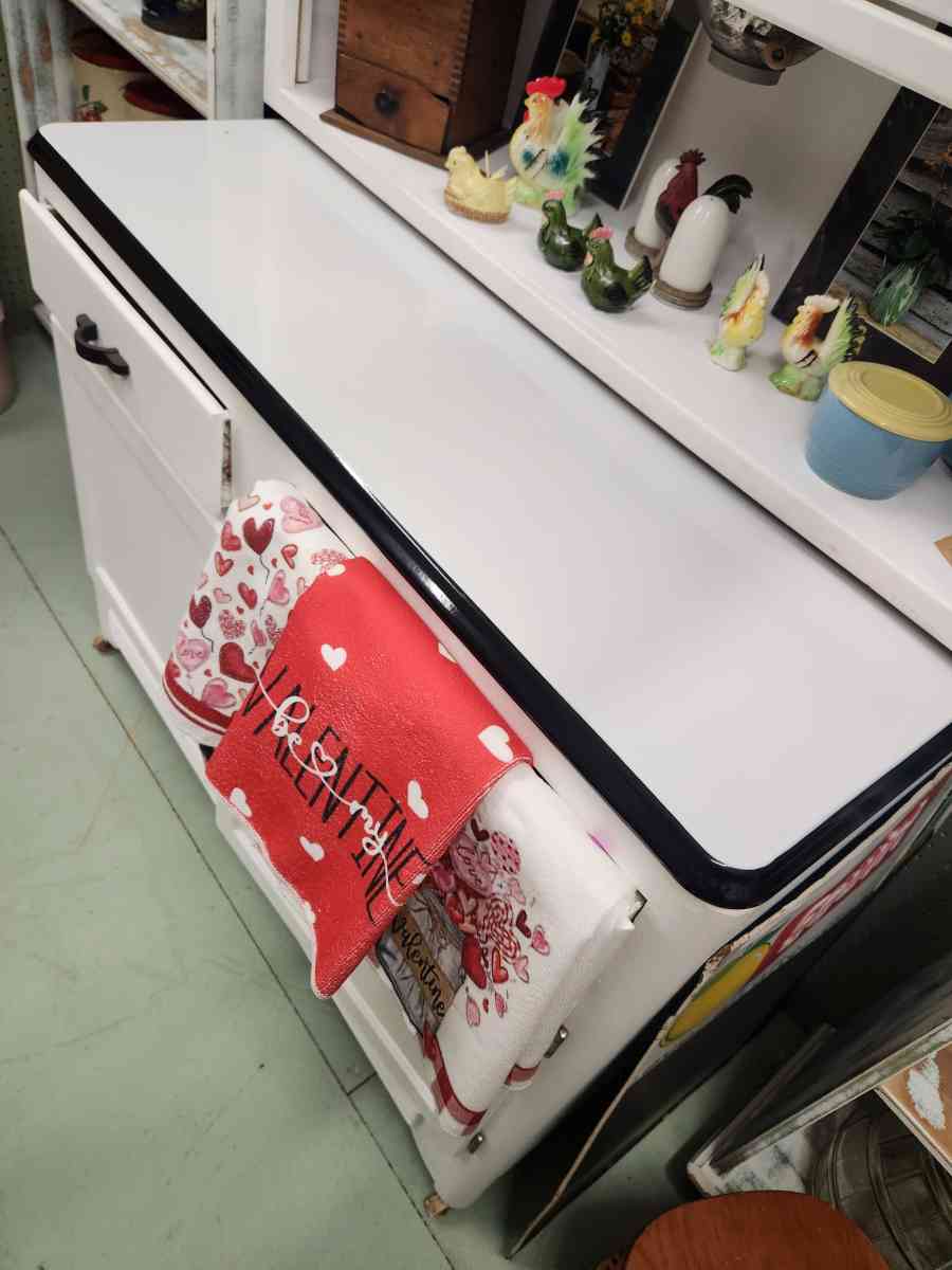 Sellers wooden Hoosier cabinet refinished in white - Taylorsville, North Carolina - FleaMarketBay