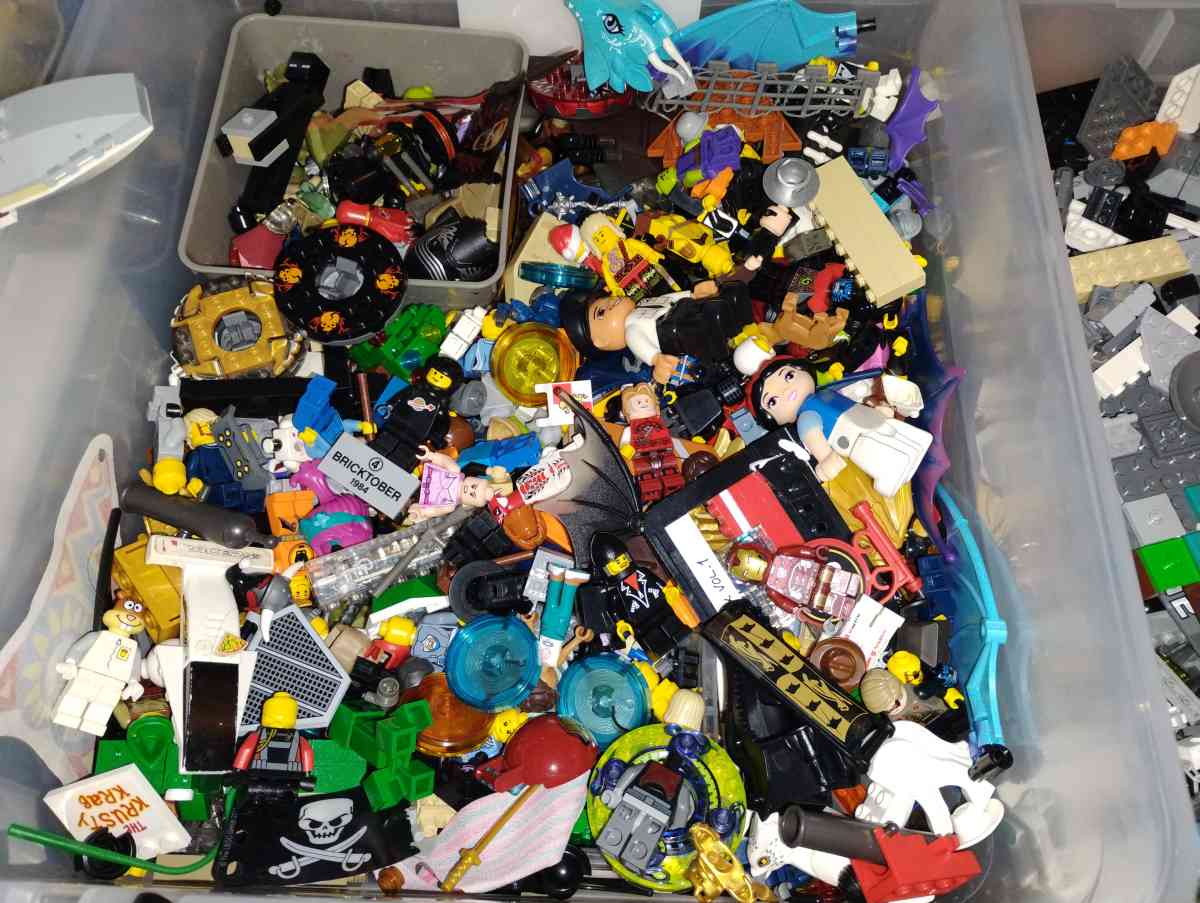 Lego 200lbs - Orange Park, Florida - FleaMarketBay