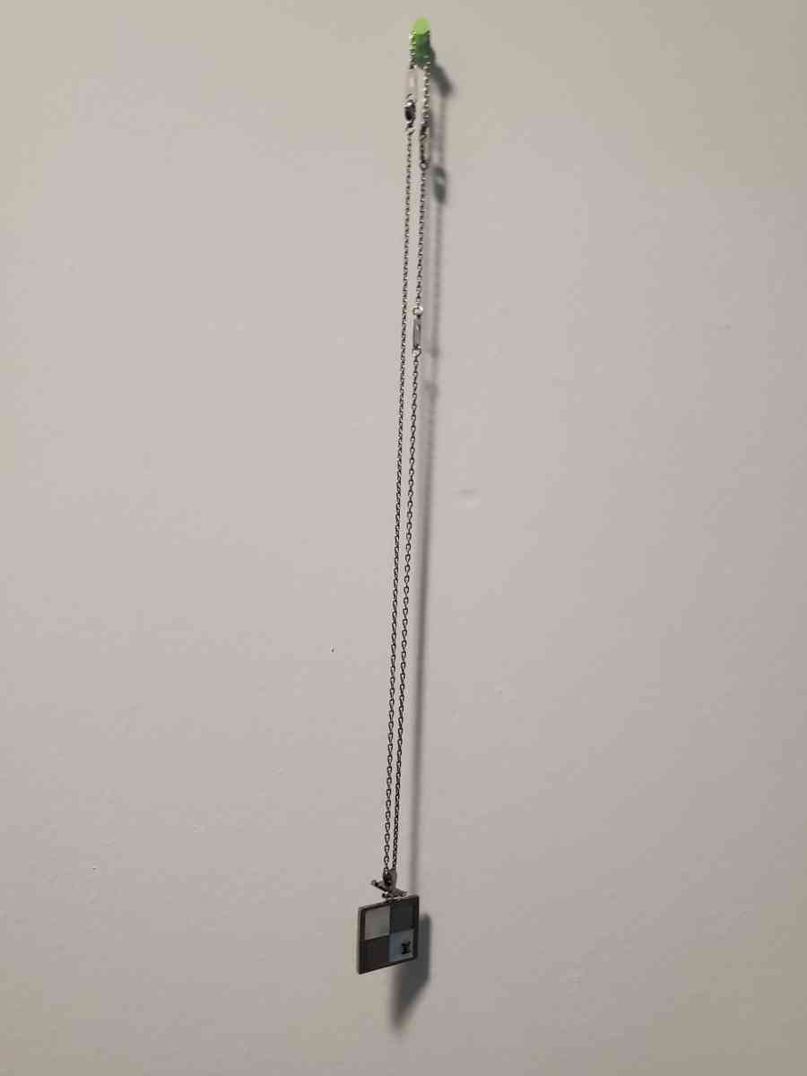 Louis vuitton necklace