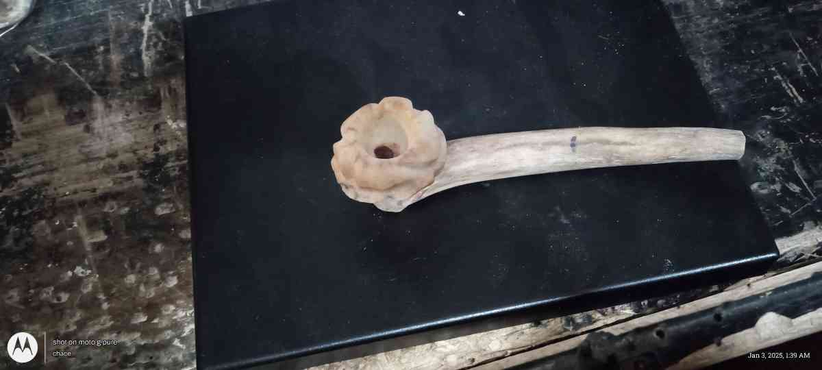 handcrafted deer antler pipe - Abilene, Texas - FleaMarketBay