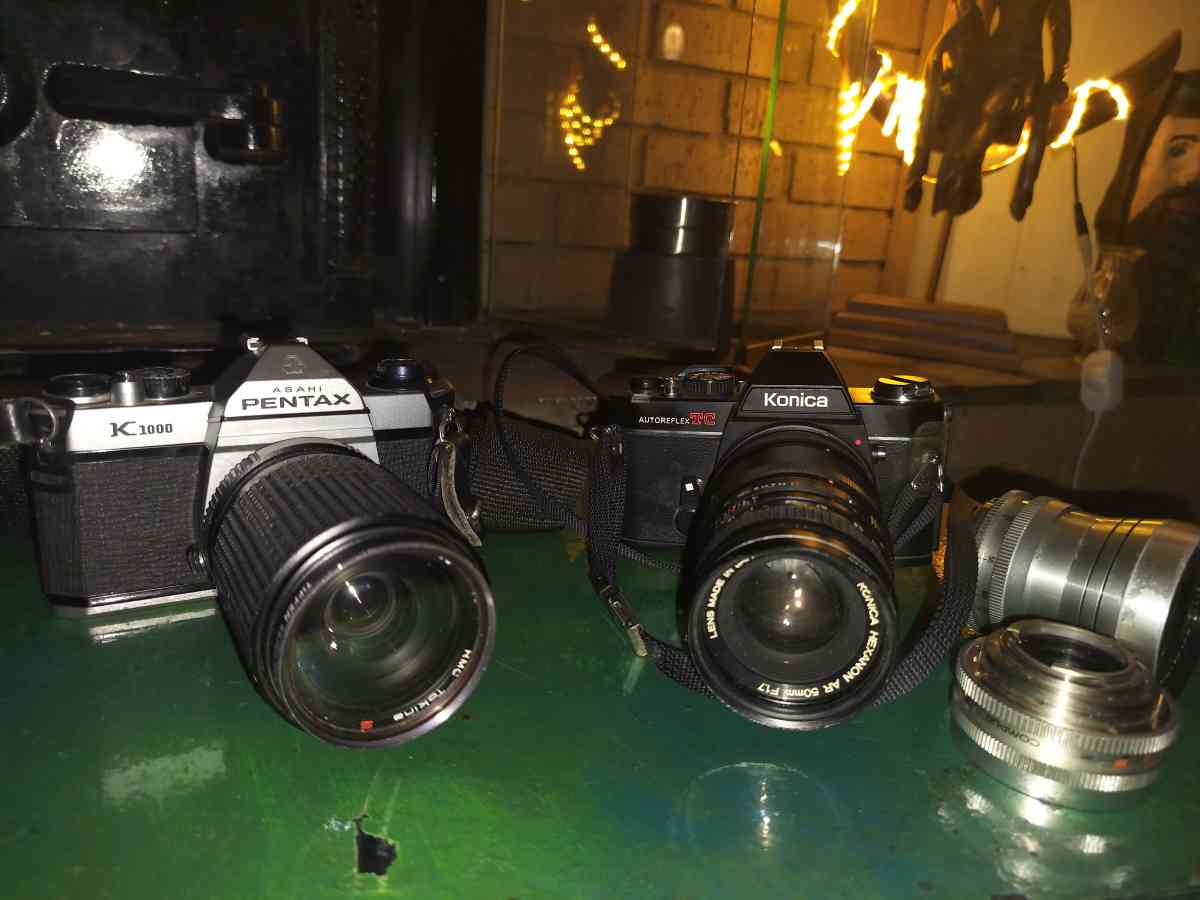 Pentax and Konica 35mm cameras - Springfield, Missouri