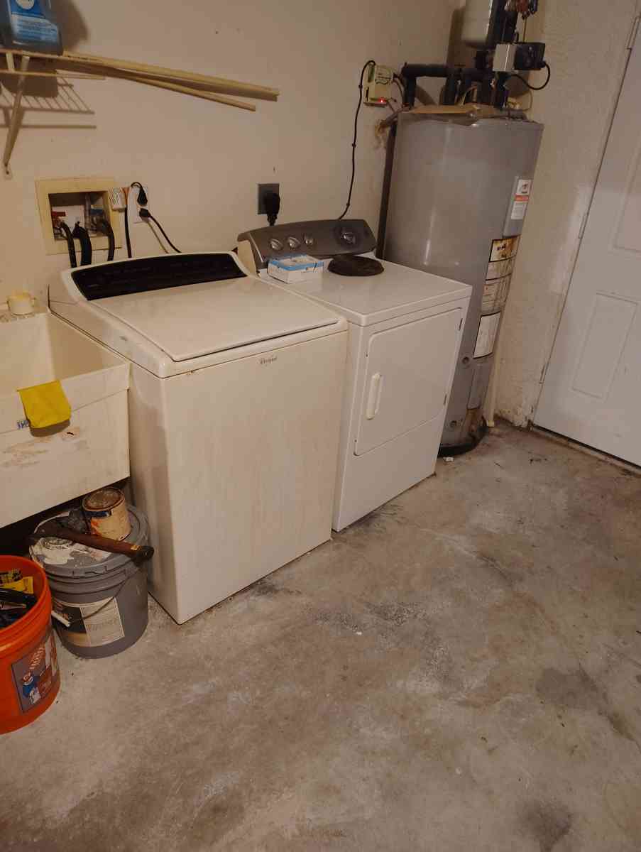 tools furniture miscellaneous house hold items - Port Charlotte, Florida - FleaMarketBay