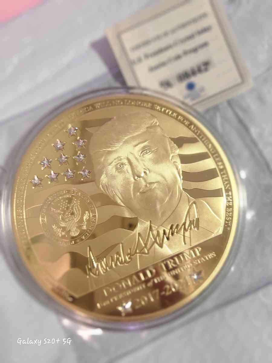 Donald trump jumbo coin layered in 24k gold - Raymond, New Hampshire - FleaMarketBay
