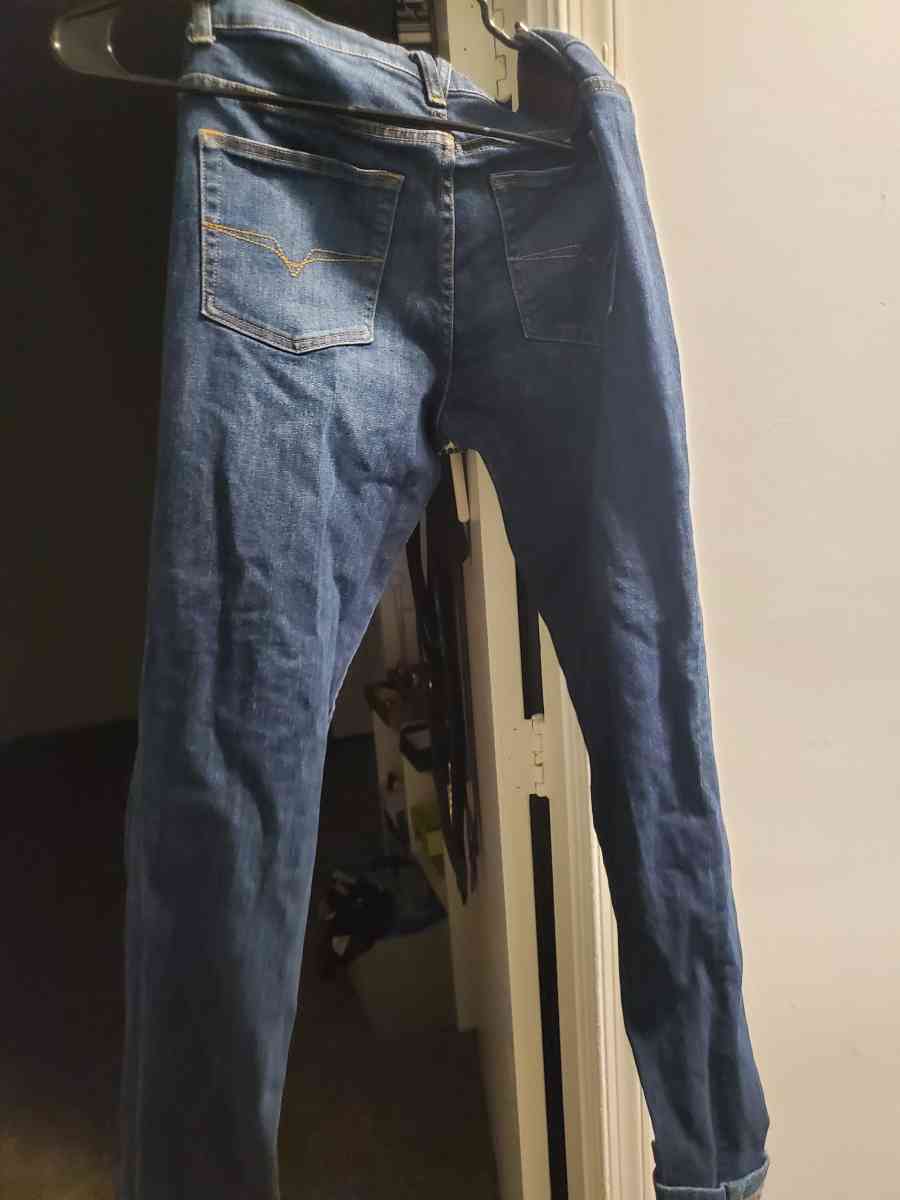 Versace jeans - Chester, Virginia - FleaMarketBay