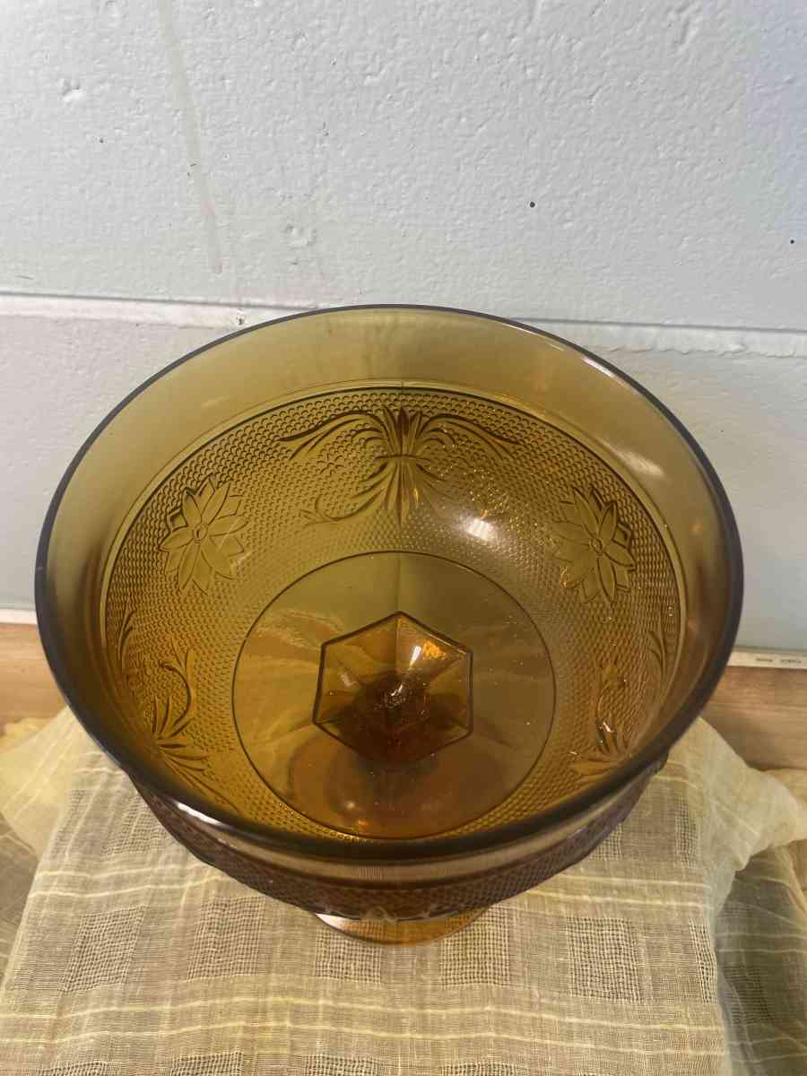 Tiara Amber Glass Collection - Kissimmee, Florida - FleaMarketBay