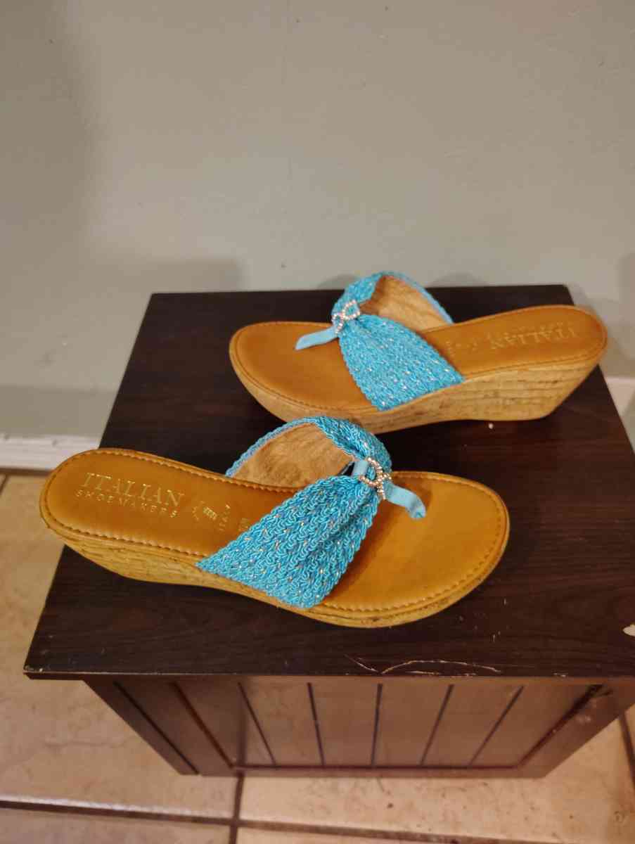 Italian shoemakers Womens size 10M - Toledo, Oregon - FleaMarketBay