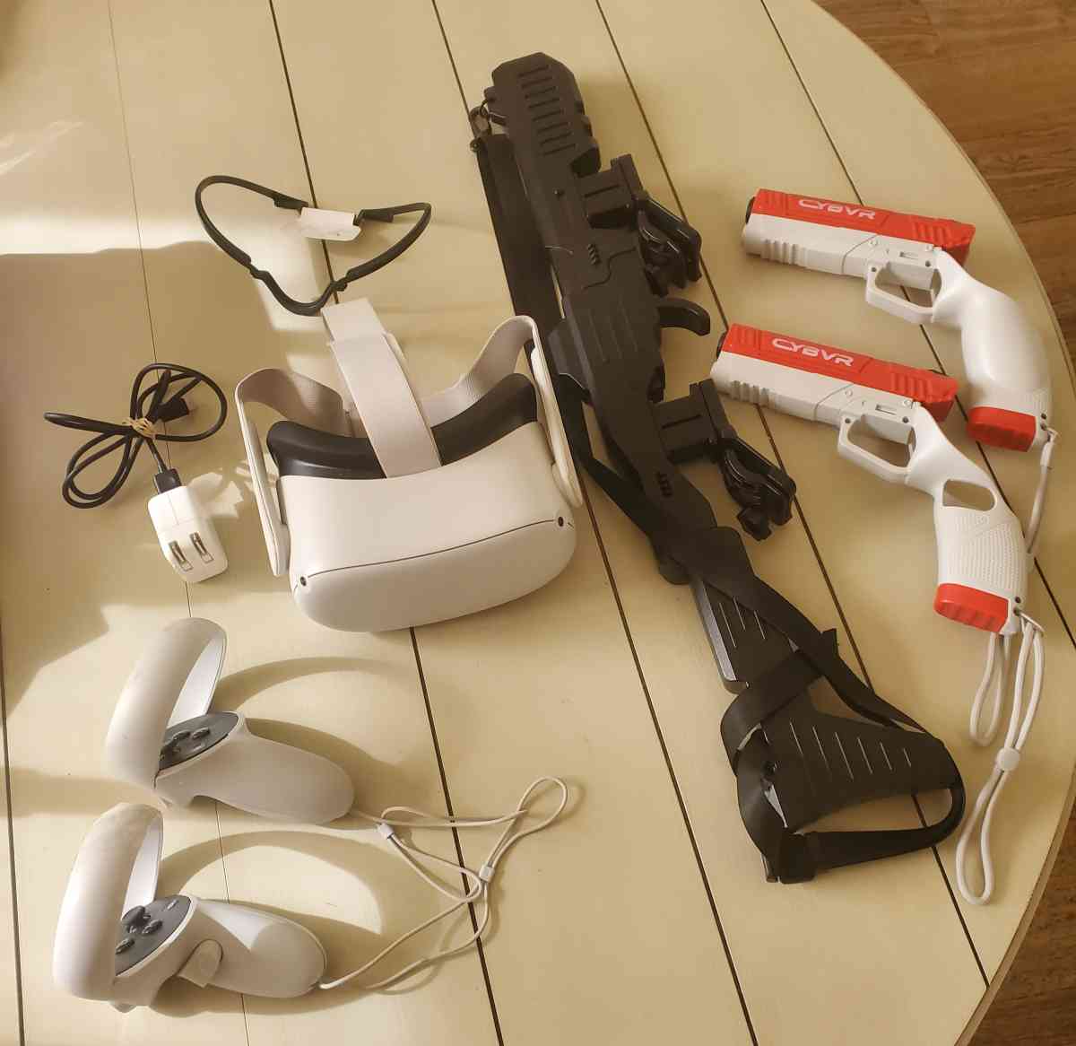 Meta  Oculus Quest 2 VR Headset Bundle  256GB  White  With A - Plano, Texas - FleaMarketBay