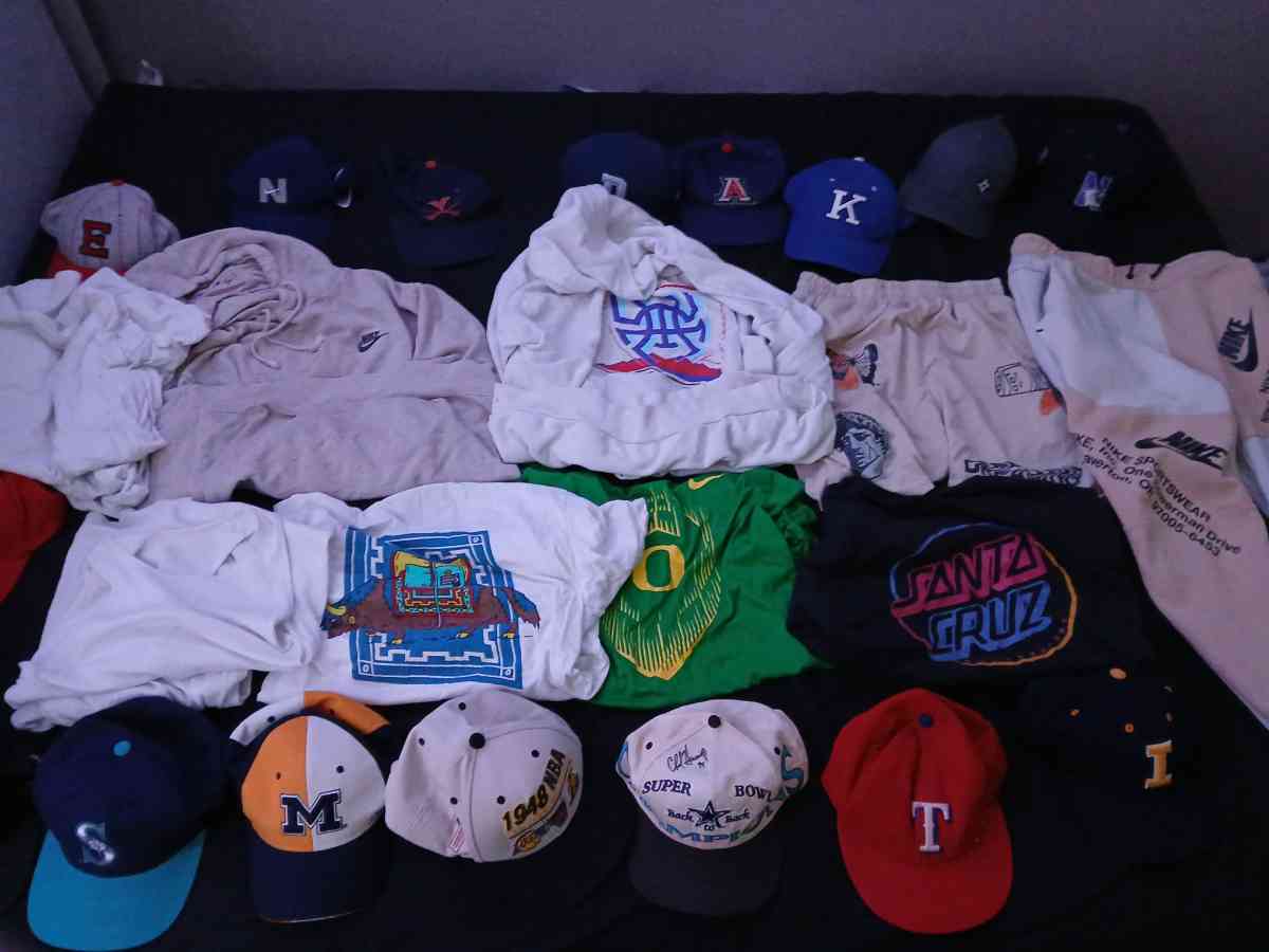 super cheap clothes - Beaverton, Oregon