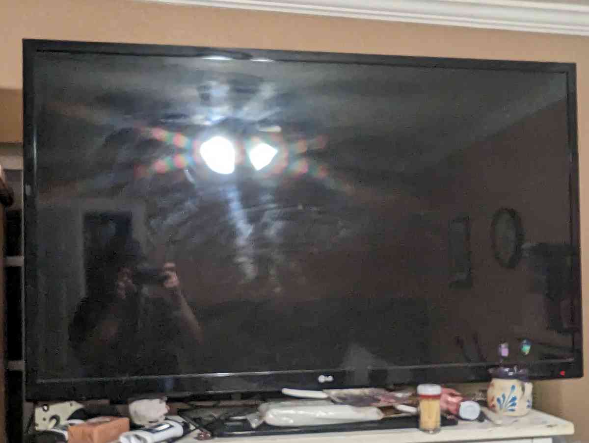 50 inch LG TV - Duarte, California