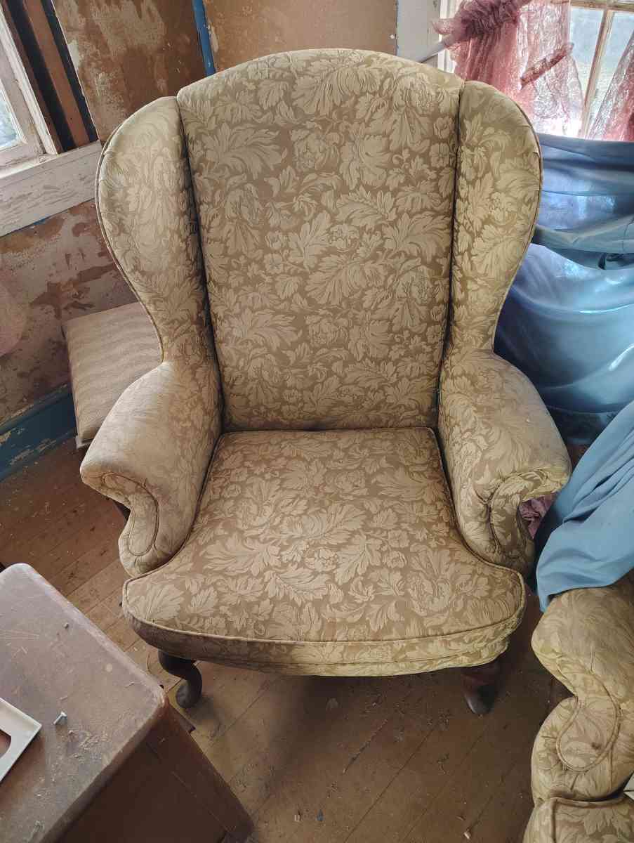 Wingback Chairs - West Union, South Carolina - FleaMarketBay