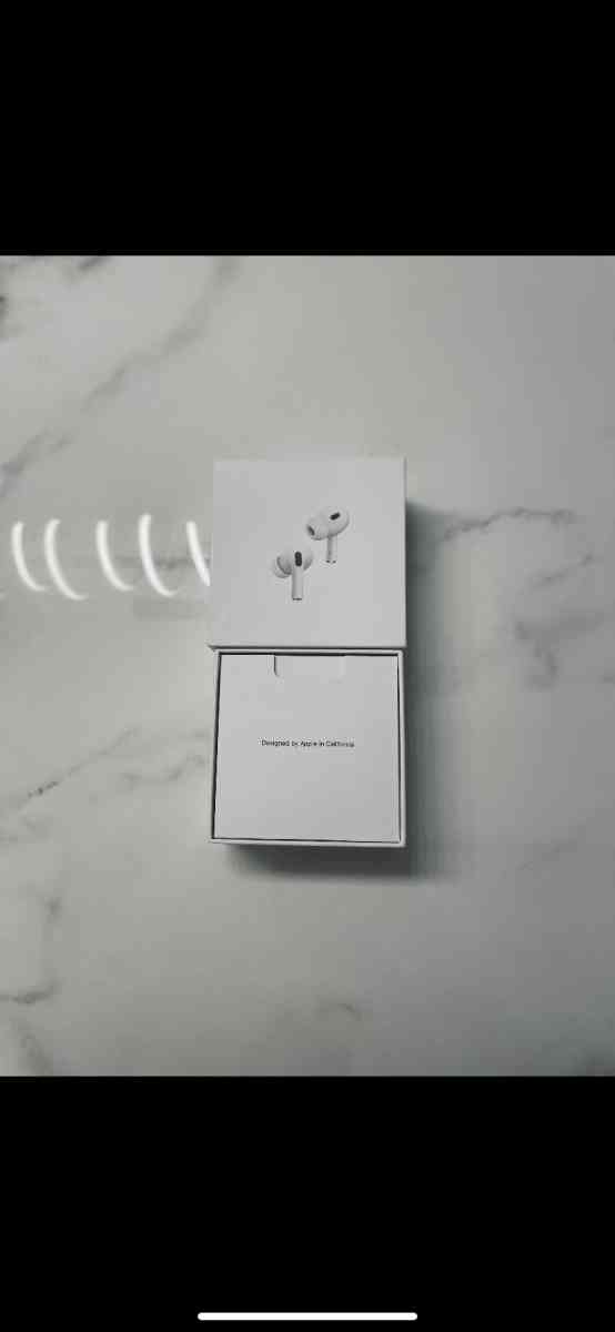 AirPods Pro 2nd generation - Chicago Heights, Illinois - FleaMarketBay