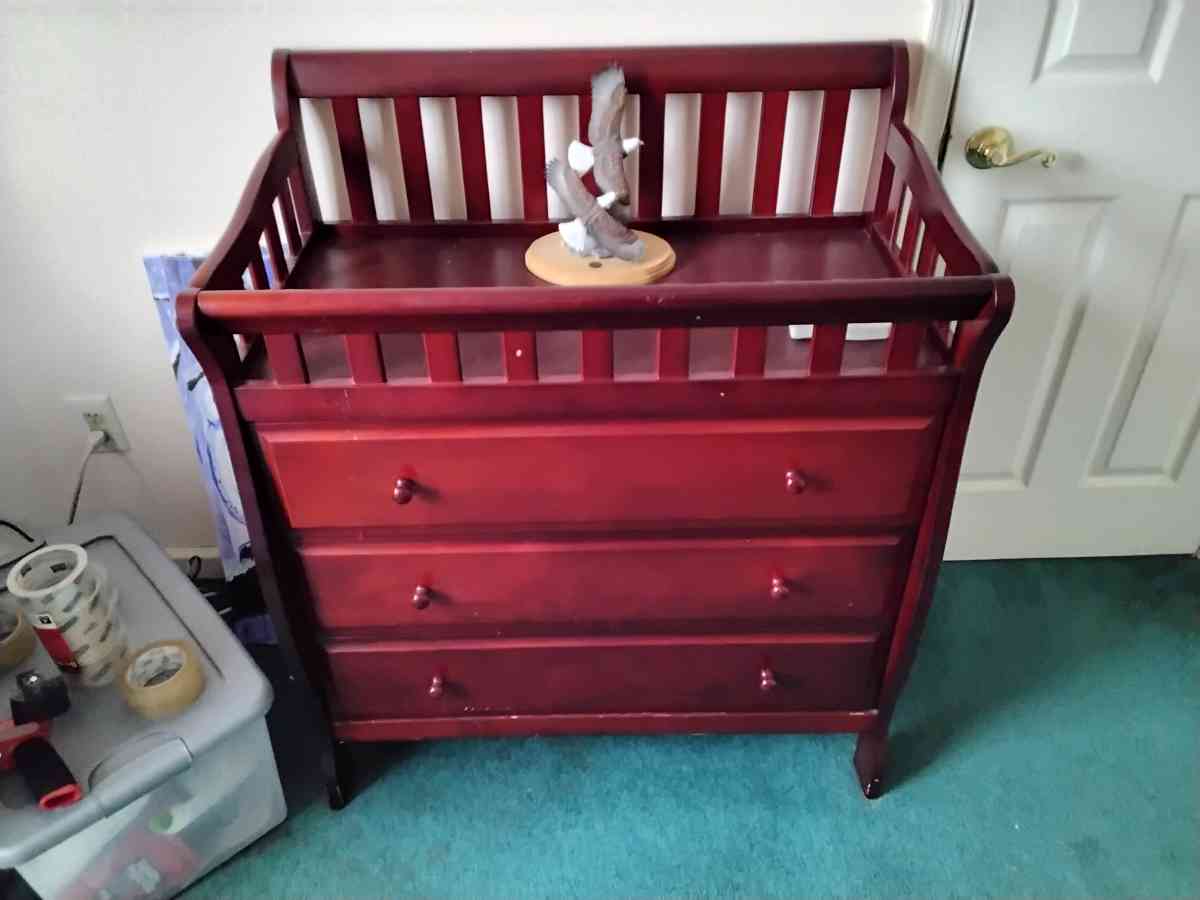 Nice Baby Changing Station with 3 Drawers Very Clean New - Williamstown, New Jersey - FleaMarketBay