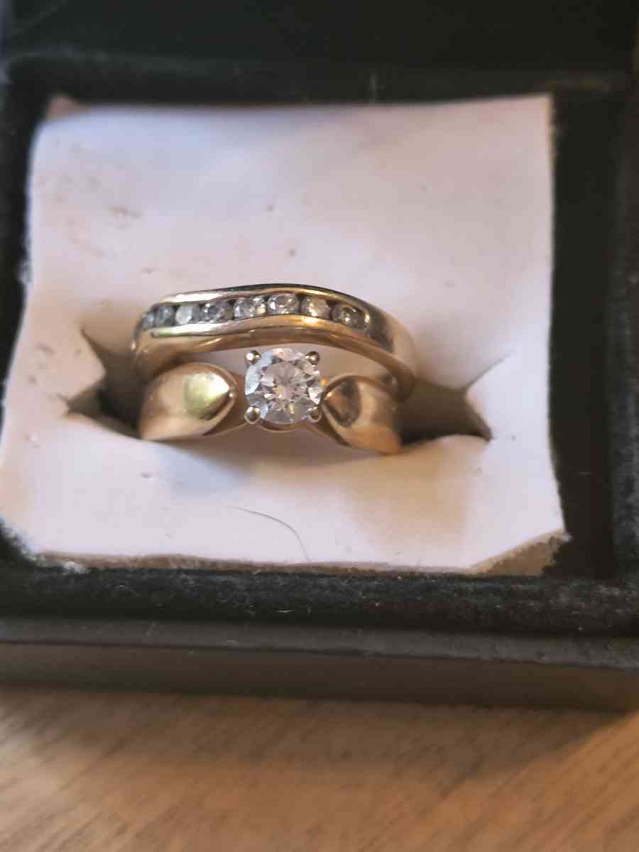 wedding ring - Greenville, Illinois - FleaMarketBay