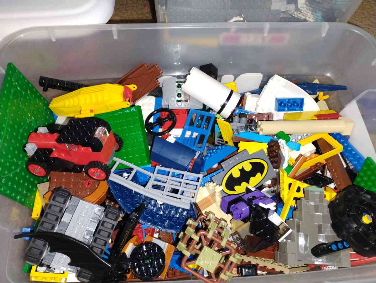 Lego 200lbs - Orange Park, Florida - FleaMarketBay