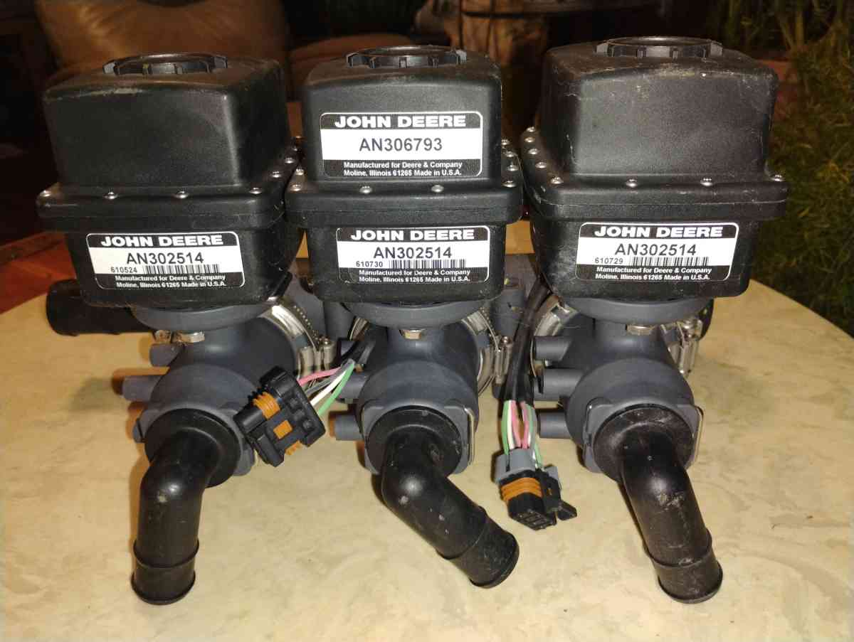 John Deere Sprayer Valve - Baytown, Texas