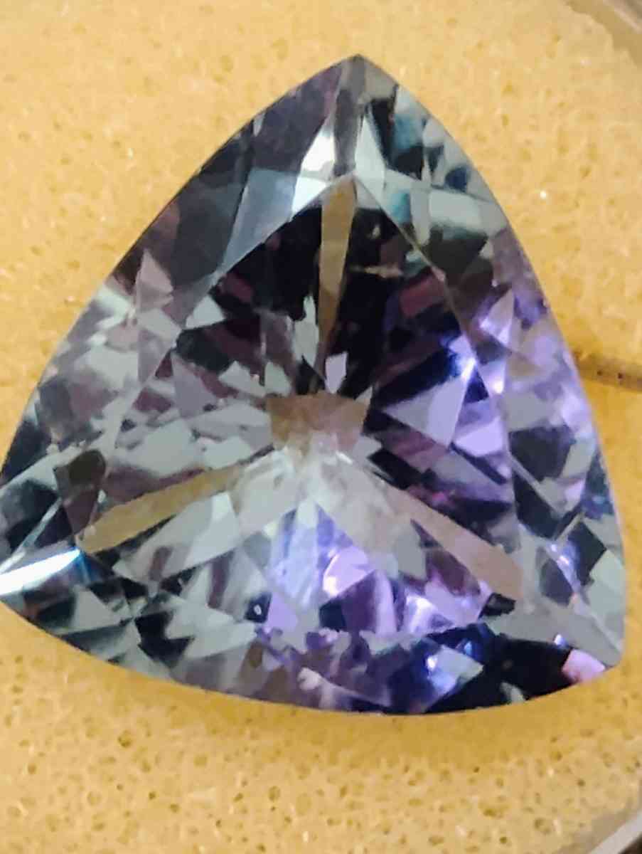 color changing sapphire natural - Colorado Springs, Colorado - FleaMarketBay