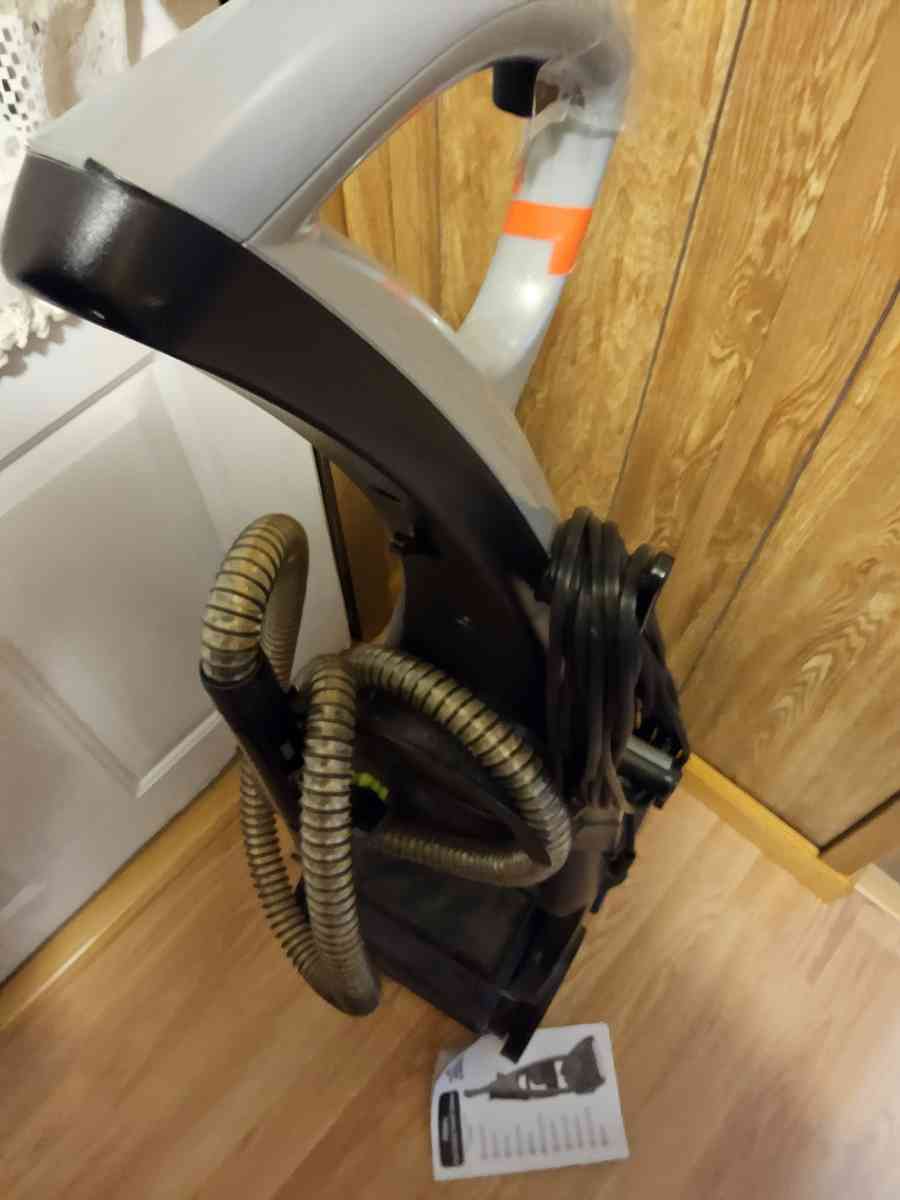 Bissell  shampooer - Bath, Pennsylvania