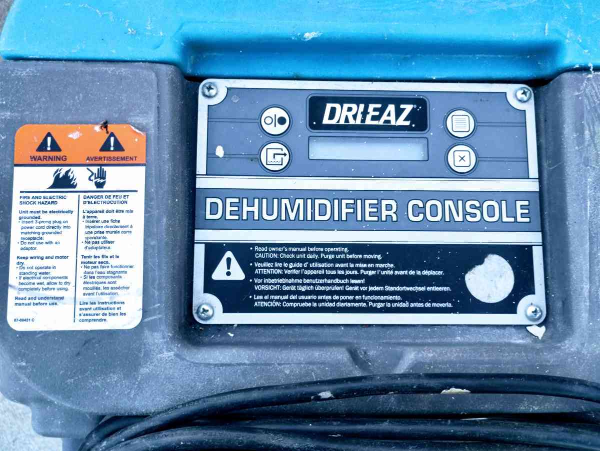 DRUEAZ LRG EVOLUTION DEHUMIDIFIER - Pasco, Washington - FleaMarketBay