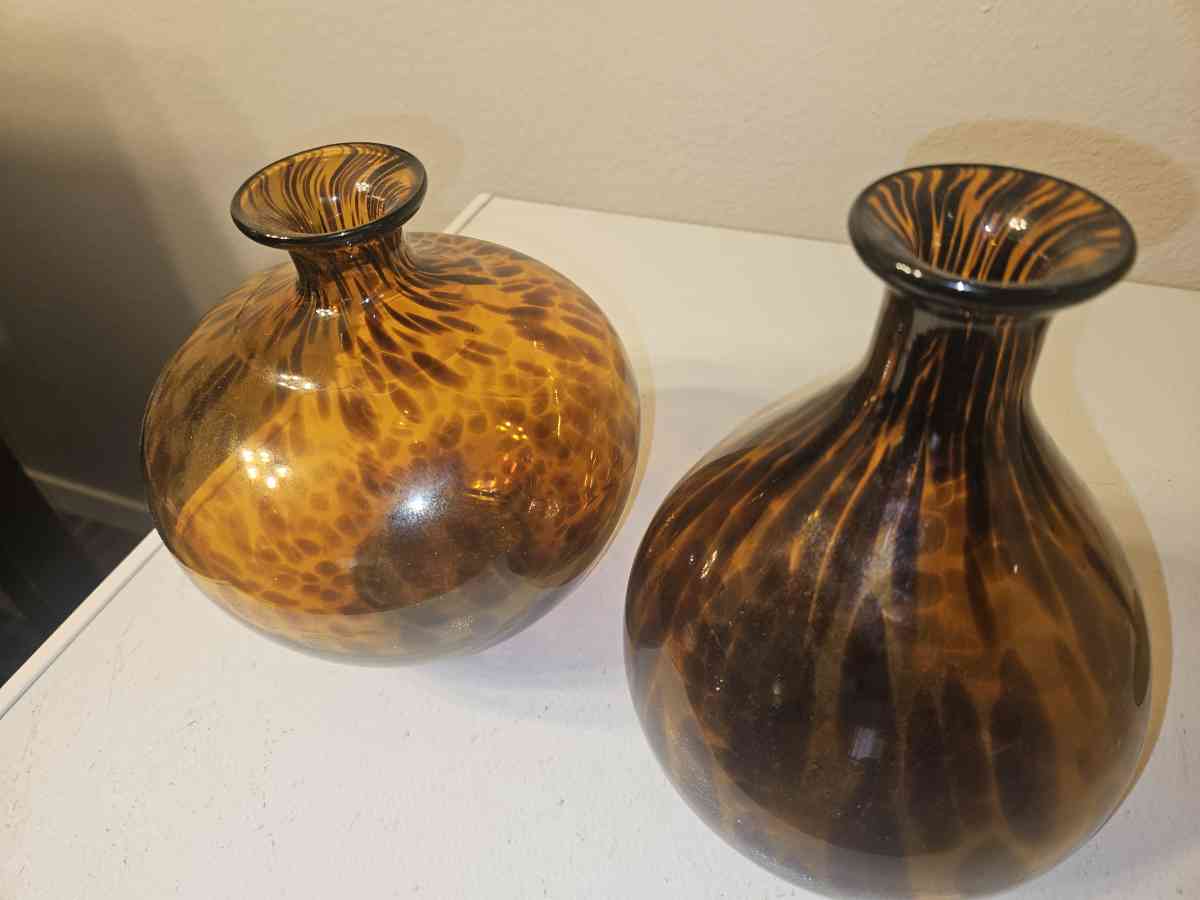 vintage amber glass vases - Aurora, Colorado - FleaMarketBay