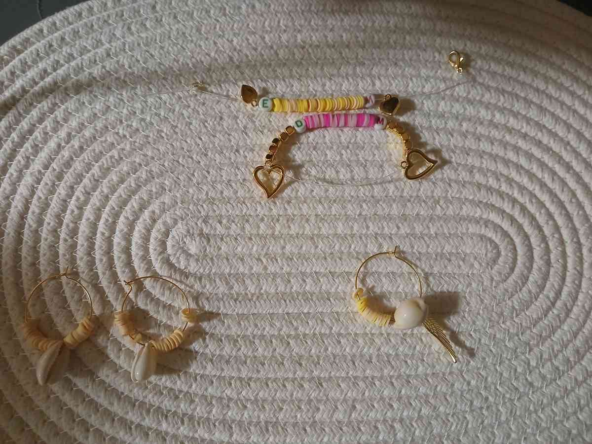 bracelets - Brandon, Florida