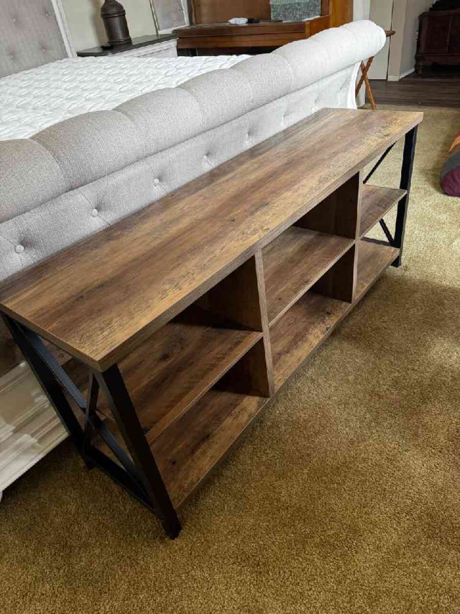 Top of the Line LUXTURY COMFORT Bed Suite - Saint Louis, Missouri - FleaMarketBay