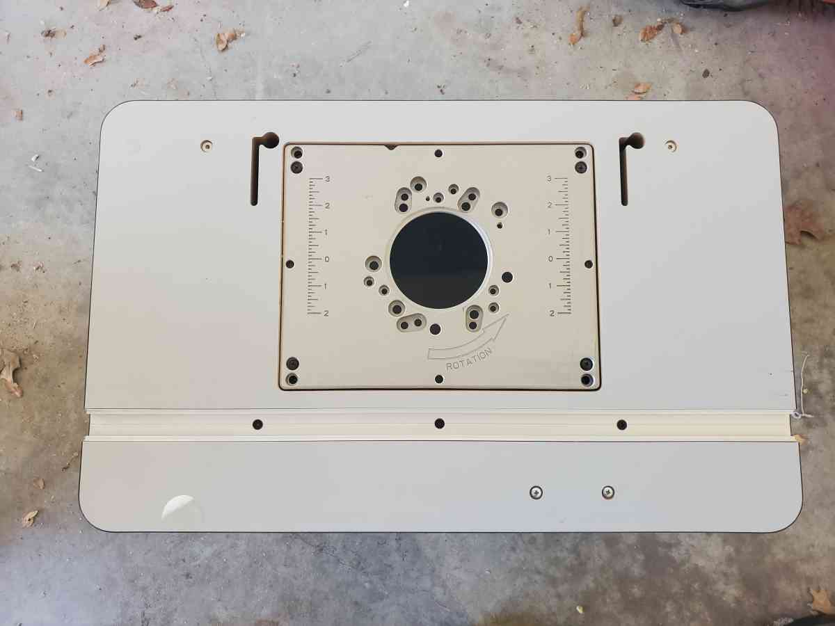 Bosch  Router Table  Includes Fence Board  Model RA1171  Lig - Plano, Texas - FleaMarketBay