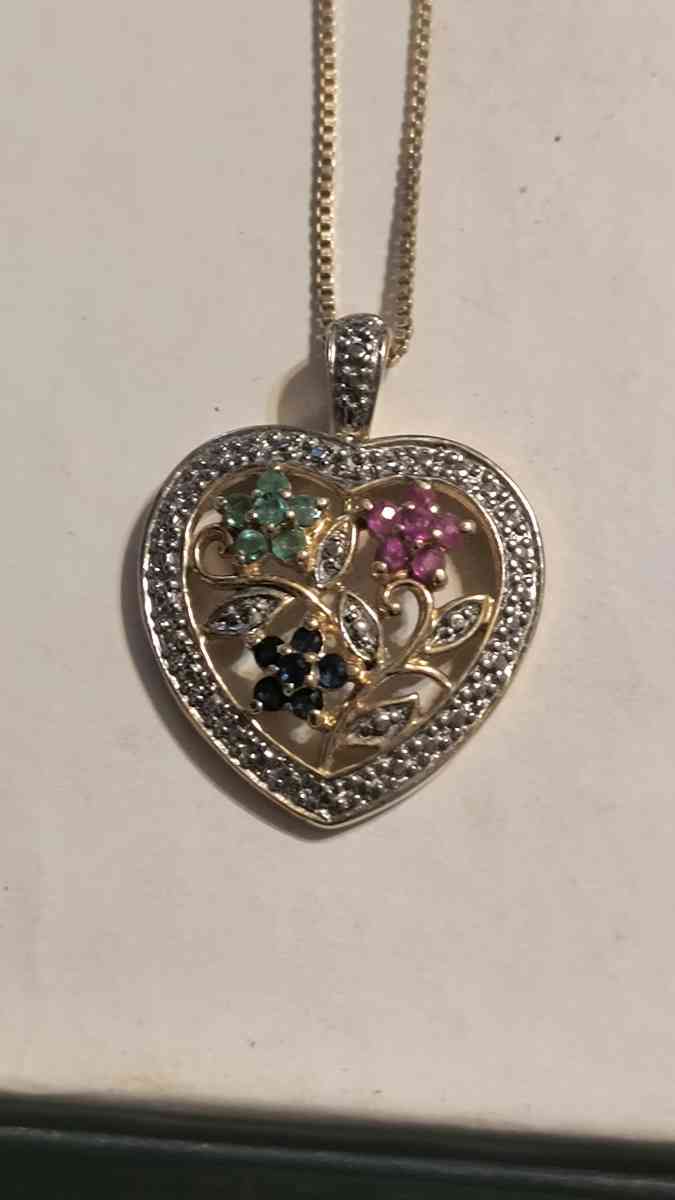 Gemstone Heart Necklace - Greenville, Illinois