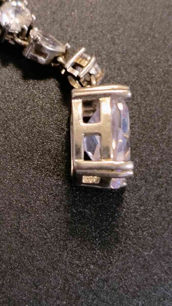 Bijouterie Gonin Necklace - Greenville, Illinois - FleaMarketBay